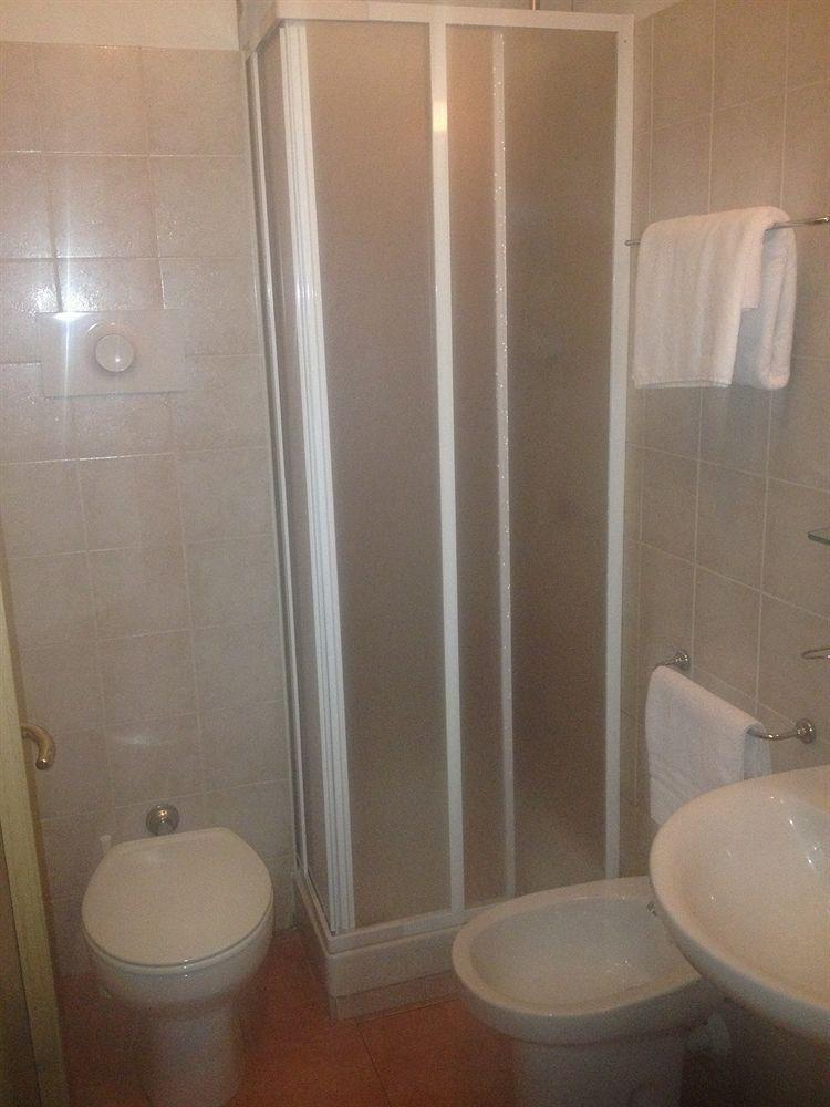 Hotel Iride Stazione Lambrate Citta Studi มิลาน ภายนอก รูปภาพ
