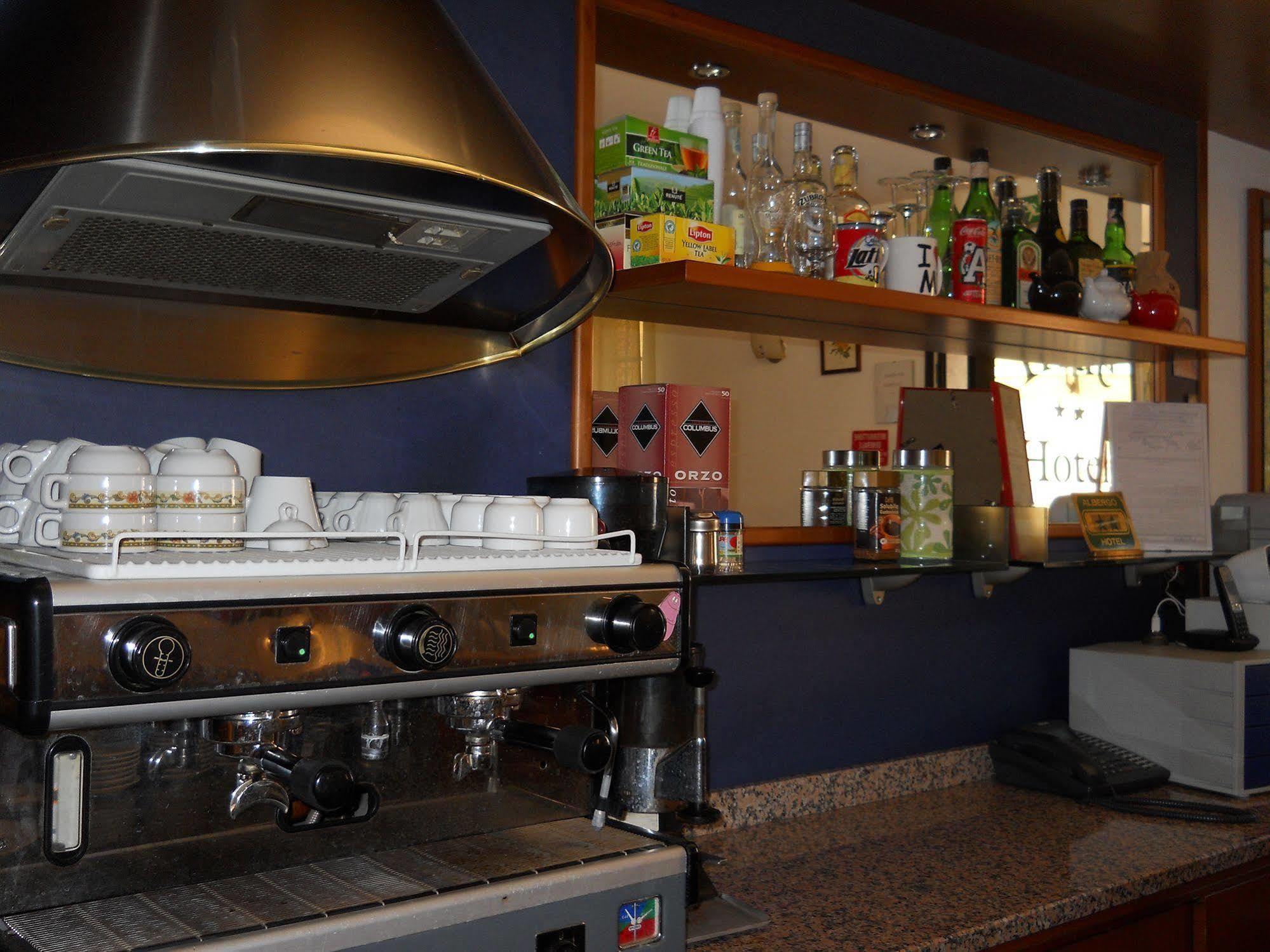 Hotel Iride Stazione Lambrate Citta Studi มิลาน ภายนอก รูปภาพ